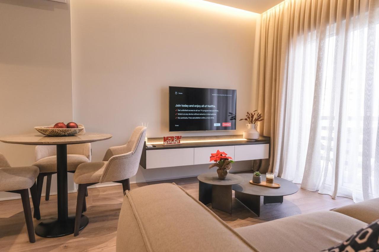 Two Steps Apartments Tirana Bagian luar foto