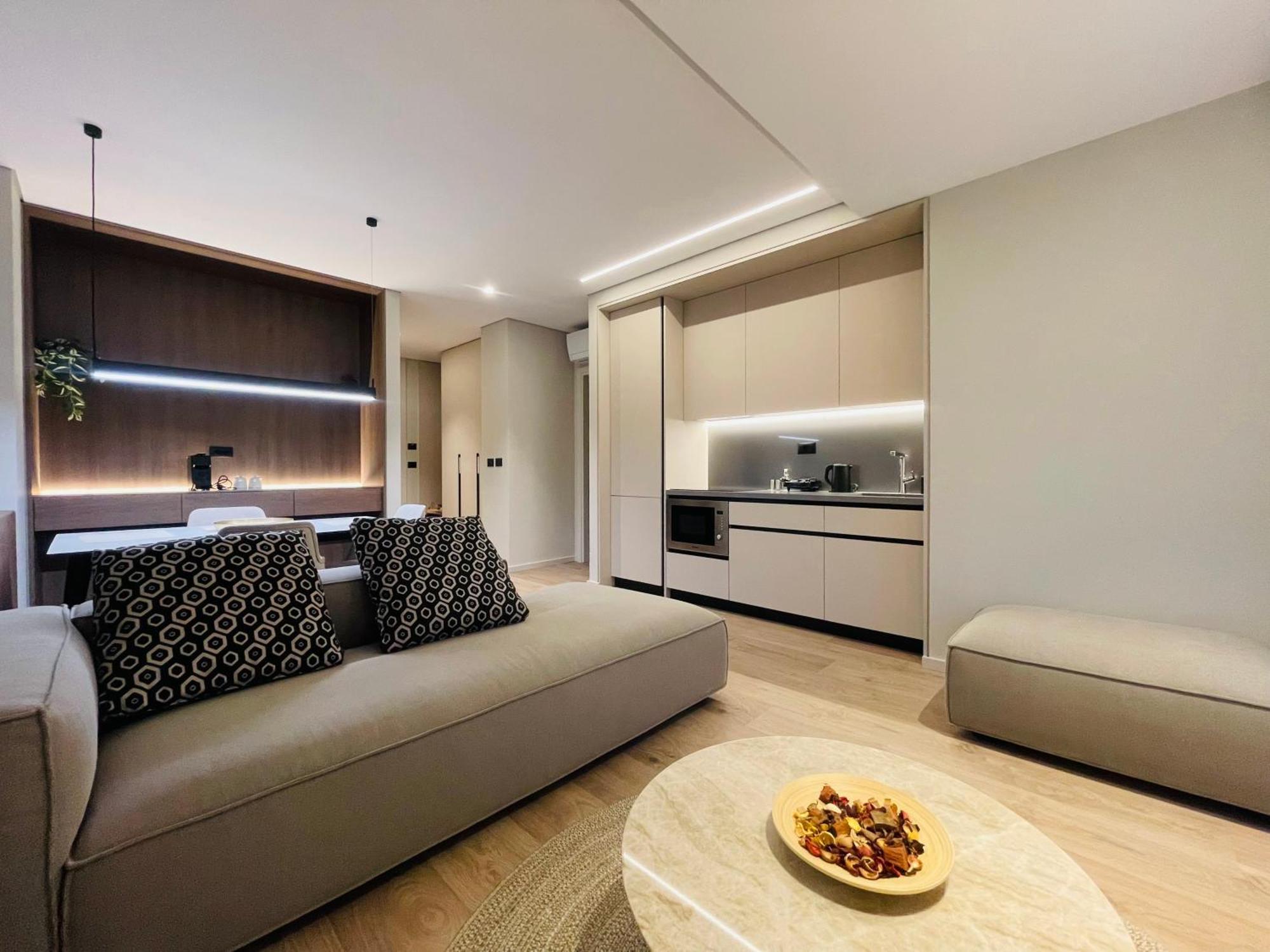 Two Steps Apartments Tirana Bagian luar foto